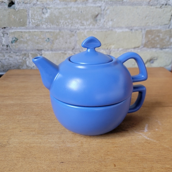 2003 Chantal 'Tea For One' Stacked Ceramic Teapot + Mug 13oz Blue - Picture 2 of 7